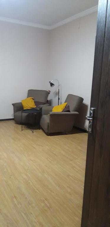 Ira & Vaso's guest house Borjomipark room 3